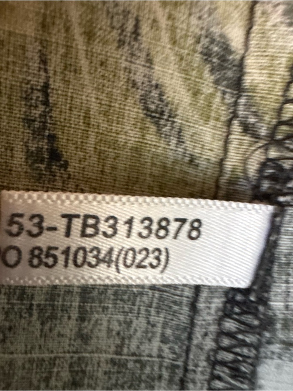 Tommy Bahama Silk Hawaiian Shirt XL Gray Floral Camp - Picture 7 of 8